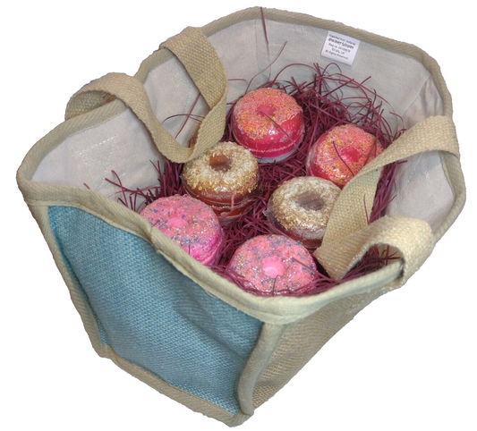 6 Pack 180g Jumbo Doughnut Bath Bombs Set in a gift bag